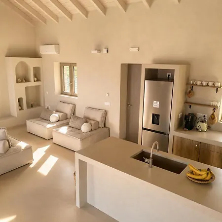 Villa Retreat *