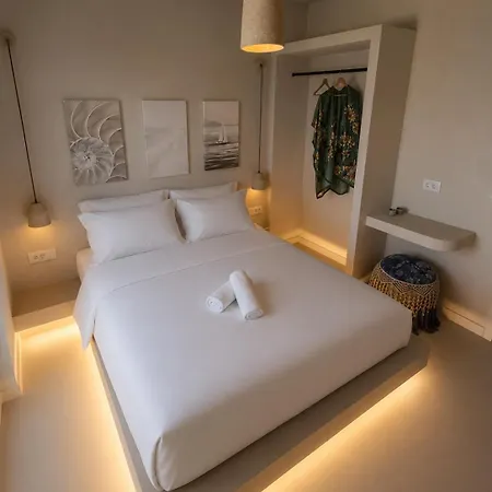 Retreat Villa *