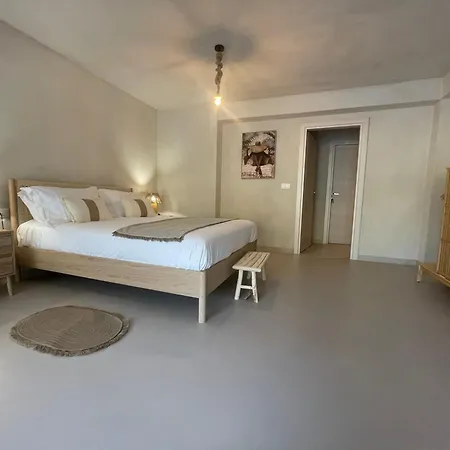 Retreat Villa