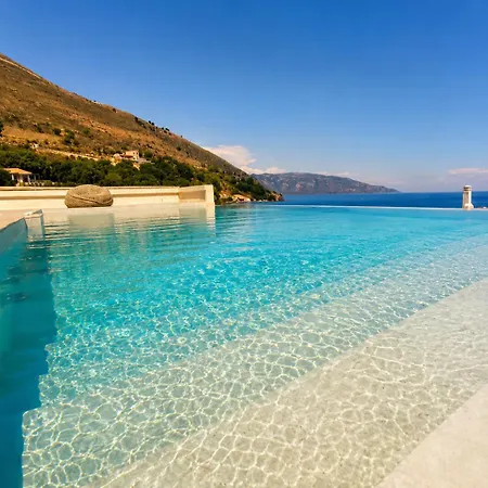 Retreat Villa